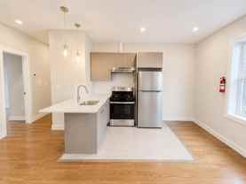 535 Hawthorne Ave #303C - Photo 1 of 1