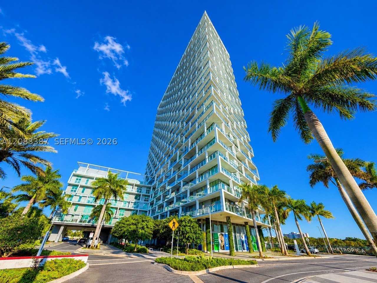 2000 Metropica Way #2208