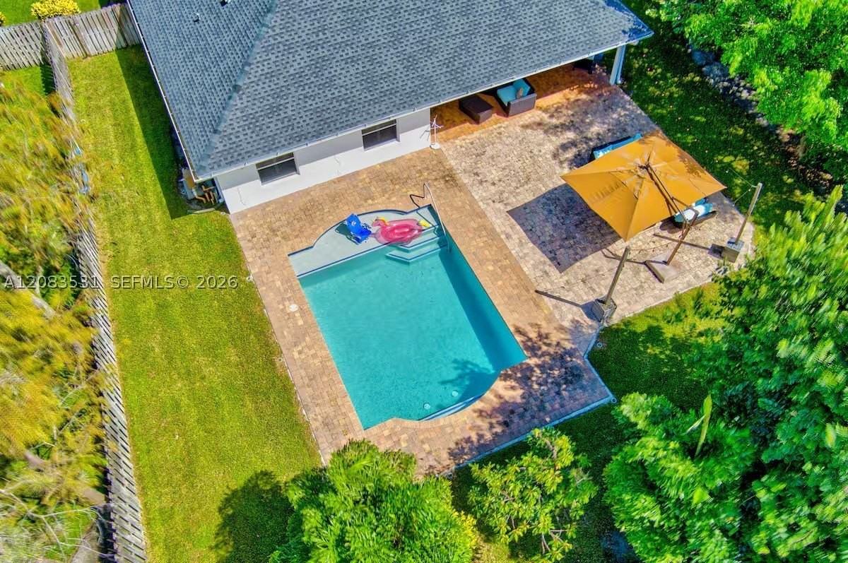 1797 Hollyhock Rd - Photo 2 of 38