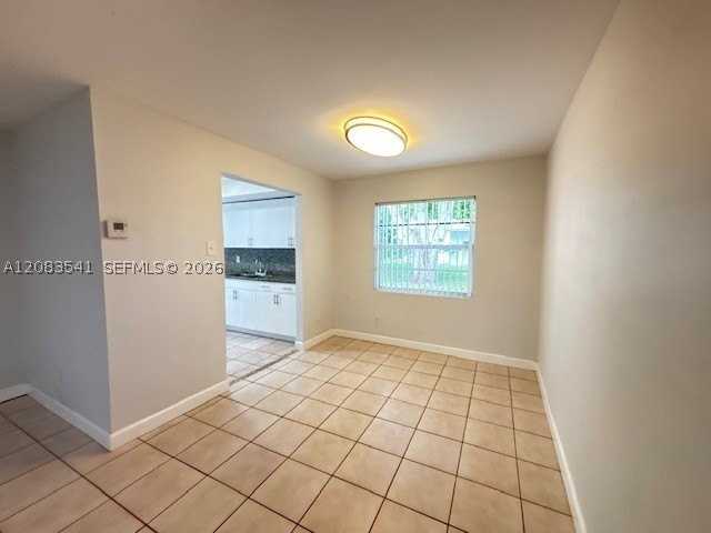 6241 SW #8 - Photo 6 of 23