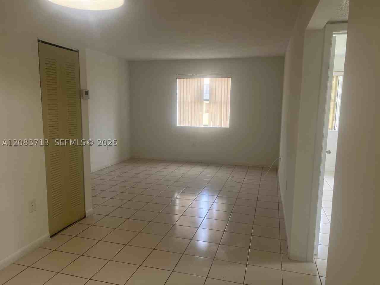 560 Nw 114th Ave #204 - Photo 3 of 23