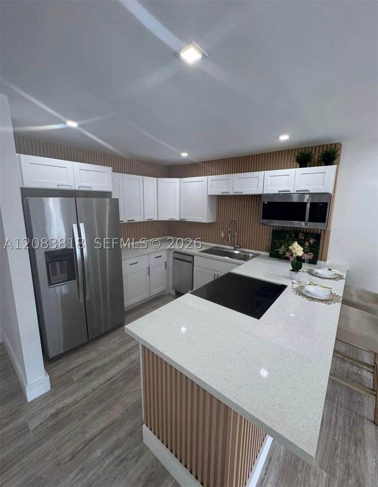 15201 Ne 6th Ave #C210 - Photo 2 of 15