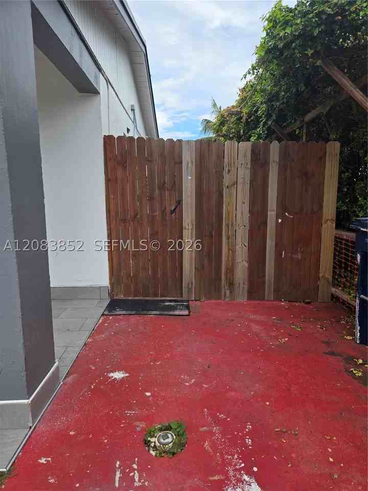 3190 Sw 123rd Ct #0 - Photo 6 of 6
