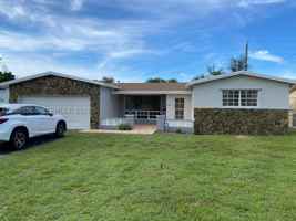 featured image of 7321 Fairway Blvd #2