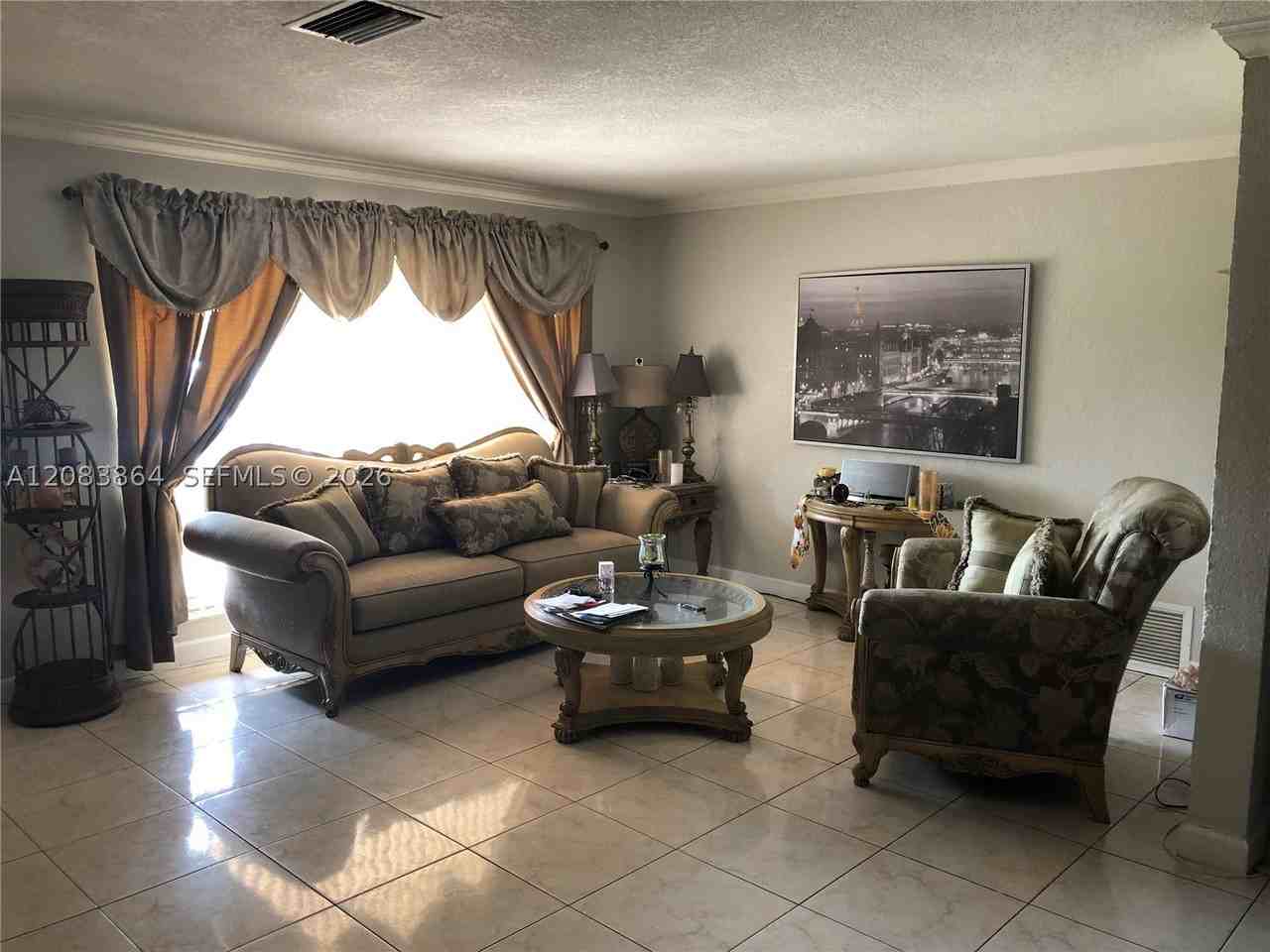 7321 Fairway Blvd #2 - Photo 6 of 19