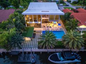 521 Holiday Dr - Photo 1 of 1