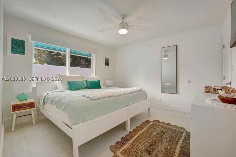 1319 Sw 30th St #D - Photo 6 of 19