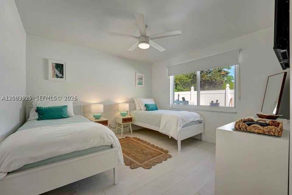 1319 Sw 30th St #D - Photo 7 of 19