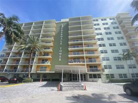 2900 Ne 30th St #F2 - Photo 1 of 1