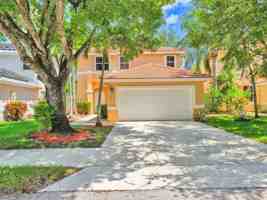featured image of 15037 Sw 50th Ct
