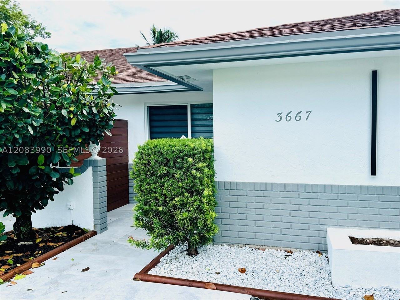 3665 Nw 17th Way #3667 - Photo 3 of 50