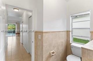10989 Nw 56th Ct - Photo 5 of 9