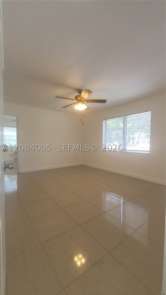 2615 Sw 22nd Ave #17 - Photo 4 of 18