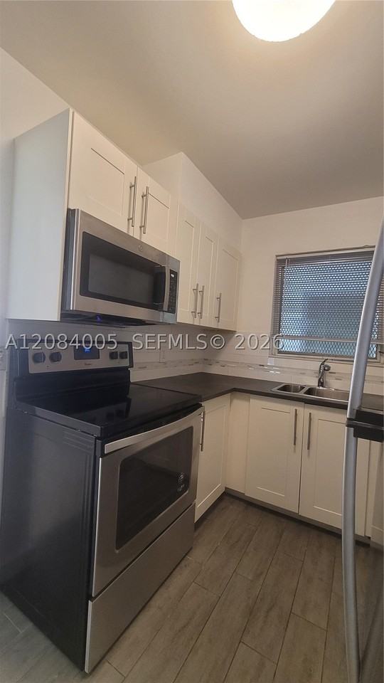 2615 Sw 22nd Ave #17 - Photo 7 of 18