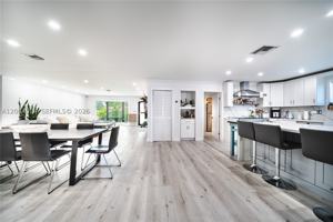 featured image of 1301 Funston St