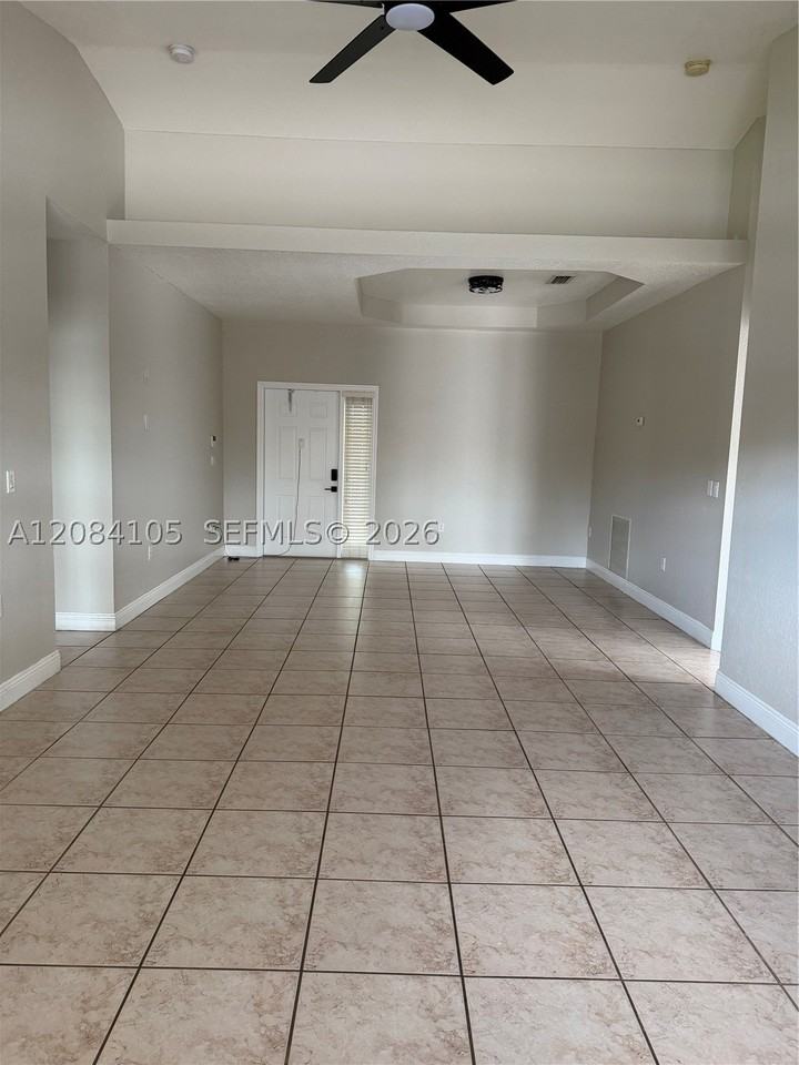 15457 Sw 150th St #15457 - Photo 4 of 28