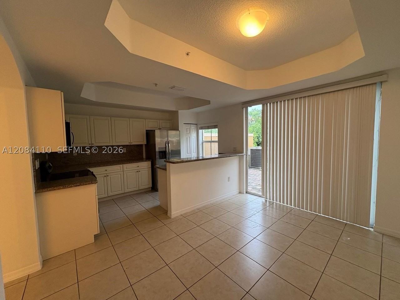 1037 Sw 143rd Ave #1305 - Photo 3 of 9