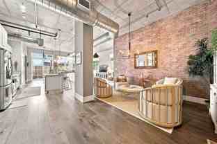 410 Nw 1st Ave #202 - Photo 1 of 1