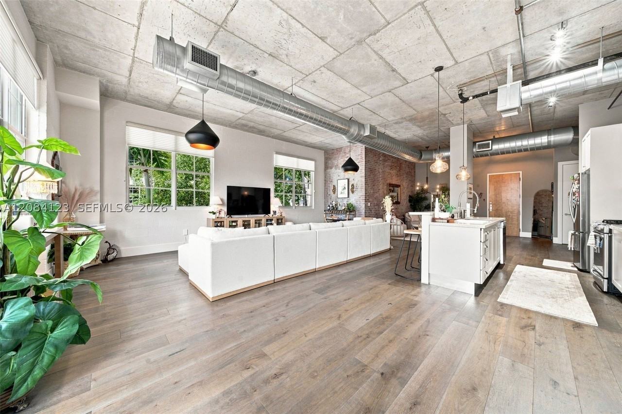 410 Nw 1st Ave #202 - Photo 3 of 46