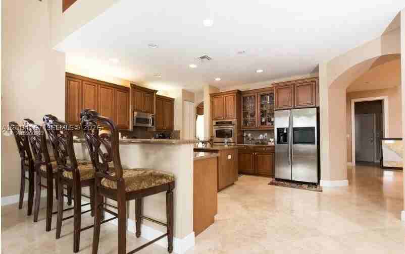 4607 Sw 195th Ter - Photo 4 of 20