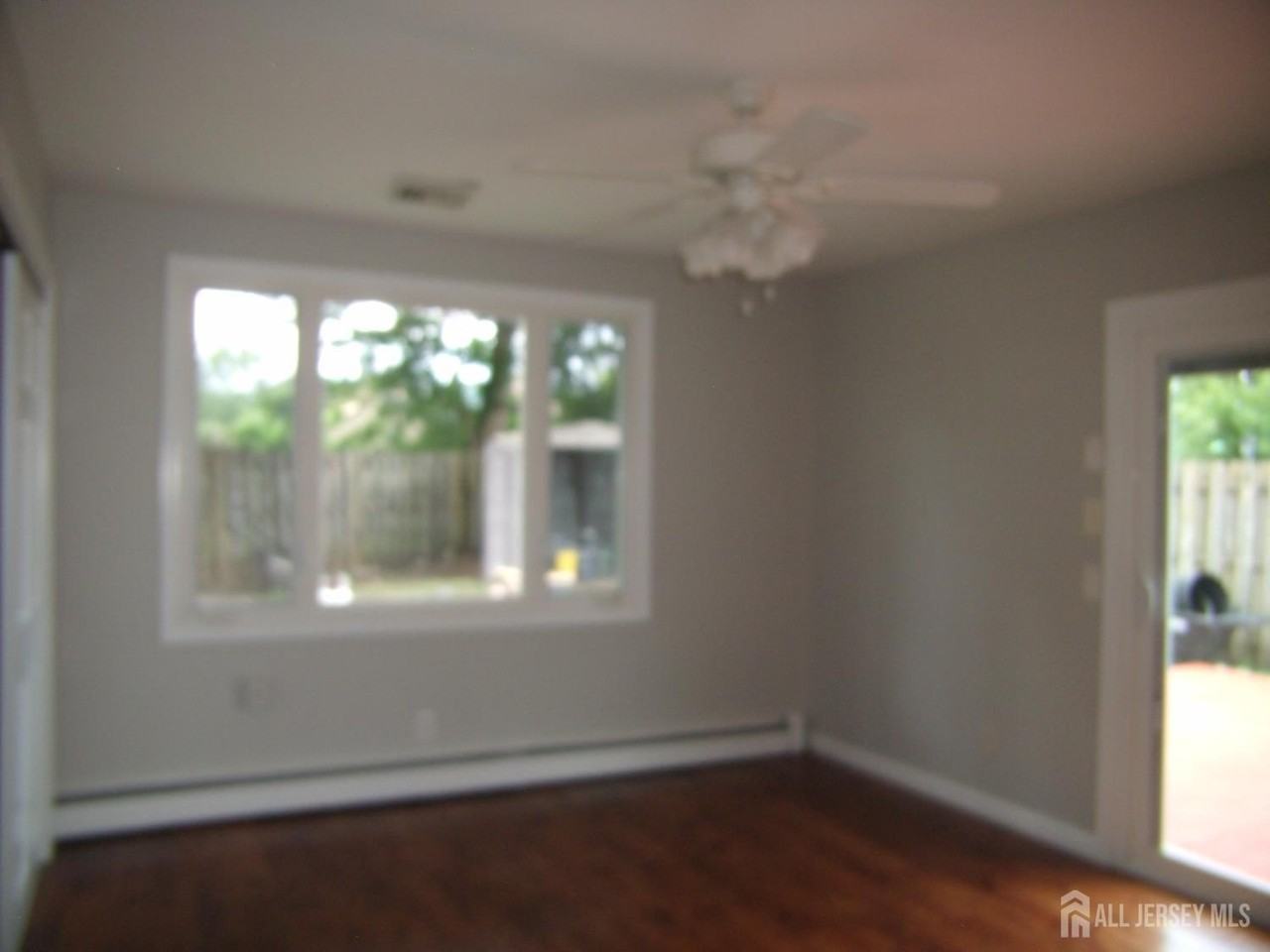 55 Gurley Rd - Photo 6 of 14