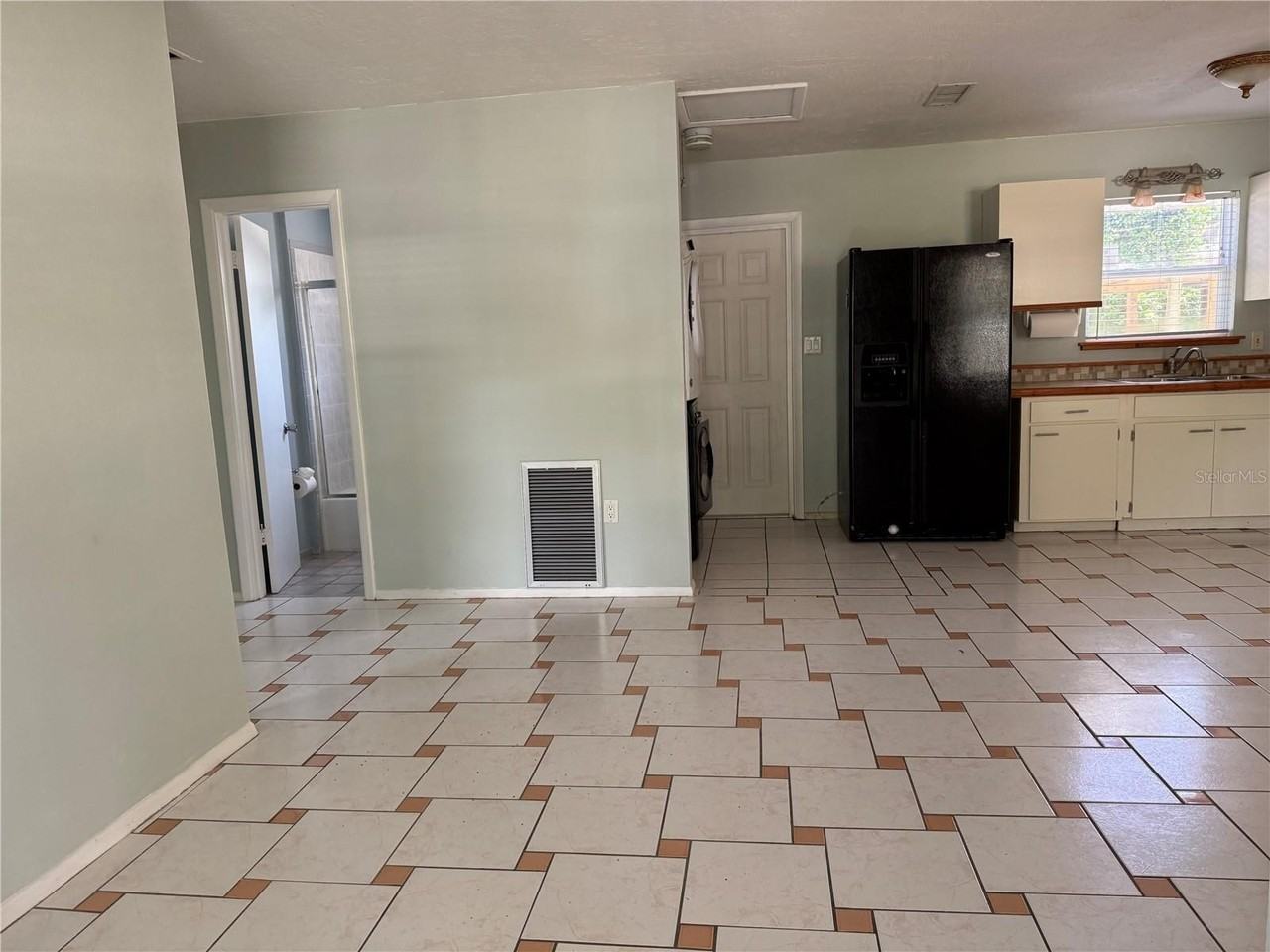 412 River Blvd S - Photo 3 of 15