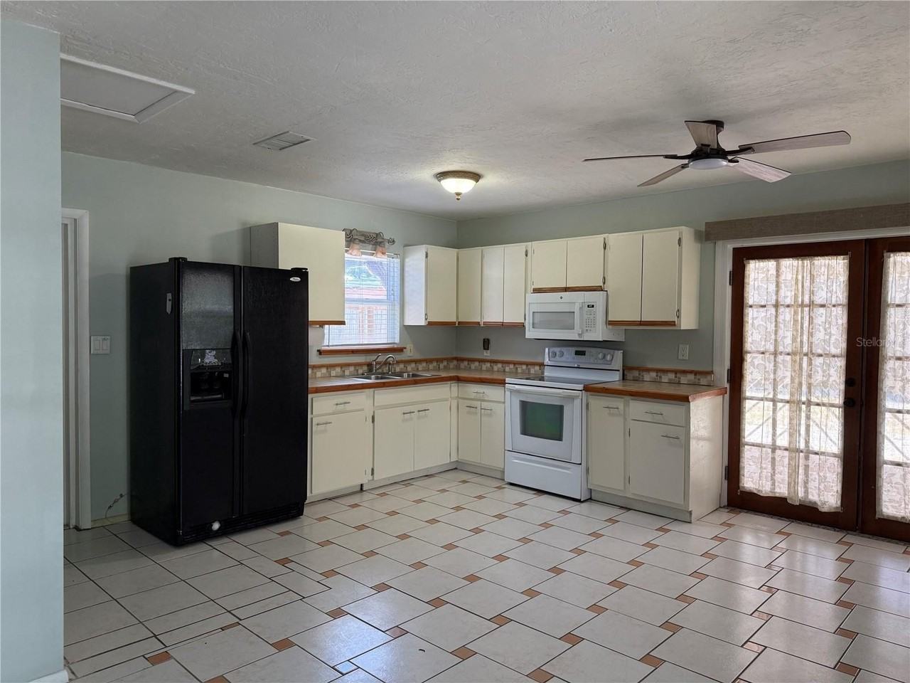 412 River Blvd S - Photo 4 of 15