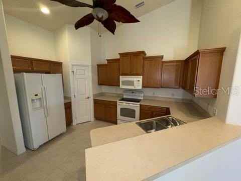 3670 Lakewood Blvd - Photo 5 of 13