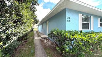 215 E Hibiscus Dr - Photo 1 of 1
