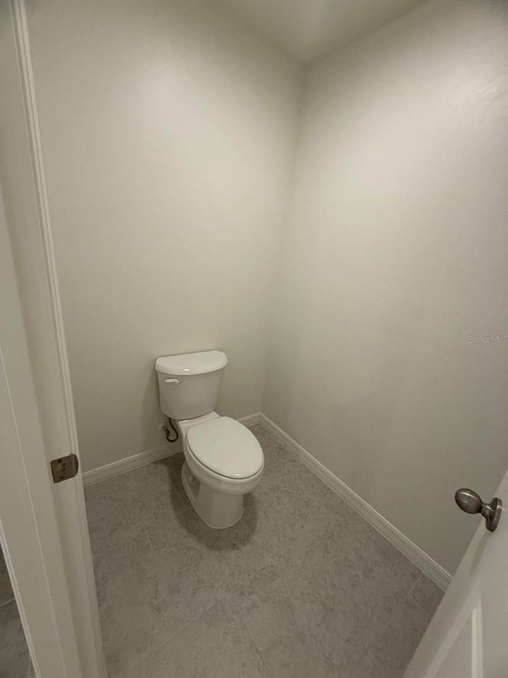 293 Lafleur St Sw - Photo 3 of 17