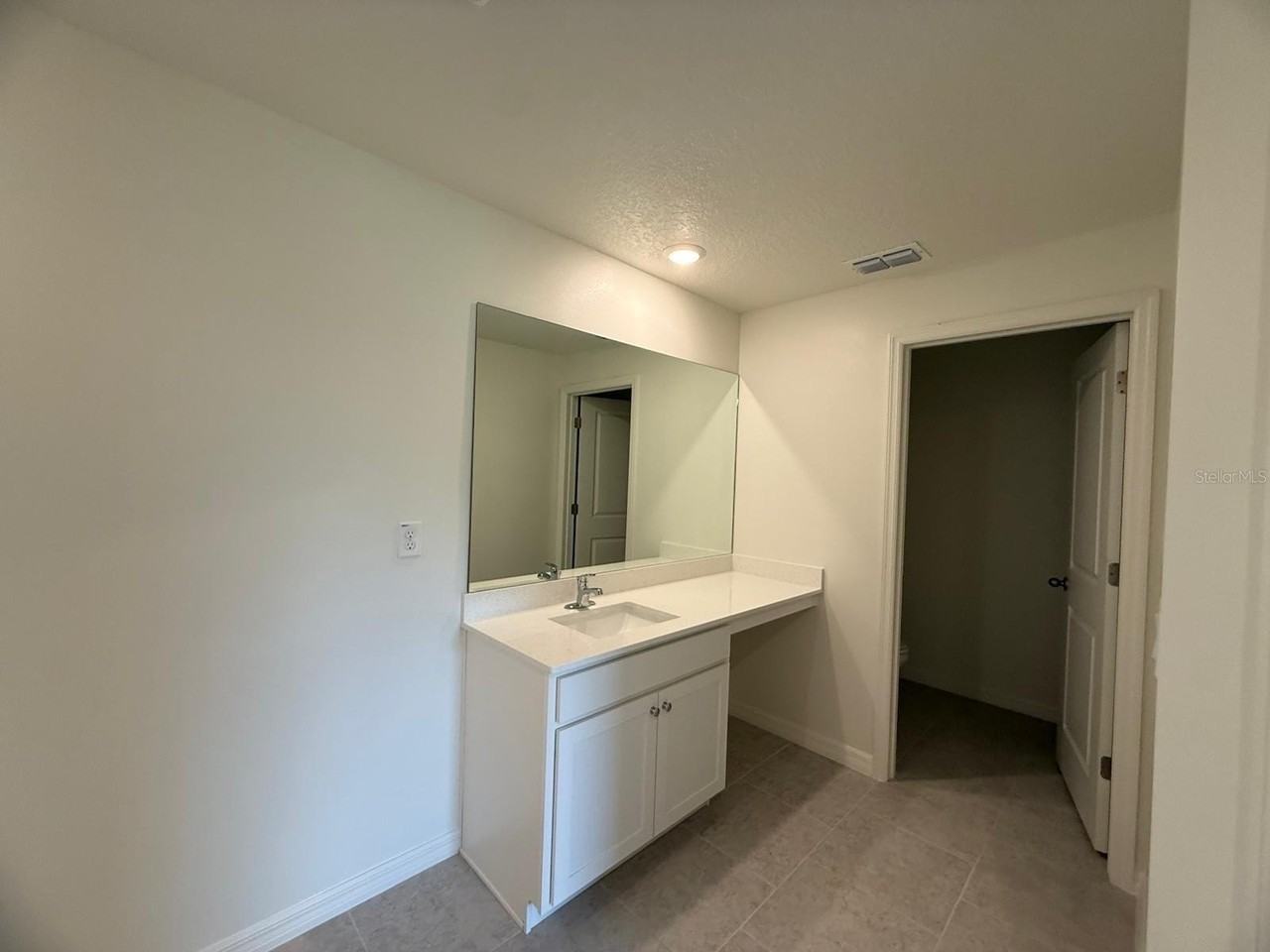 293 Lafleur St Sw - Photo 4 of 17
