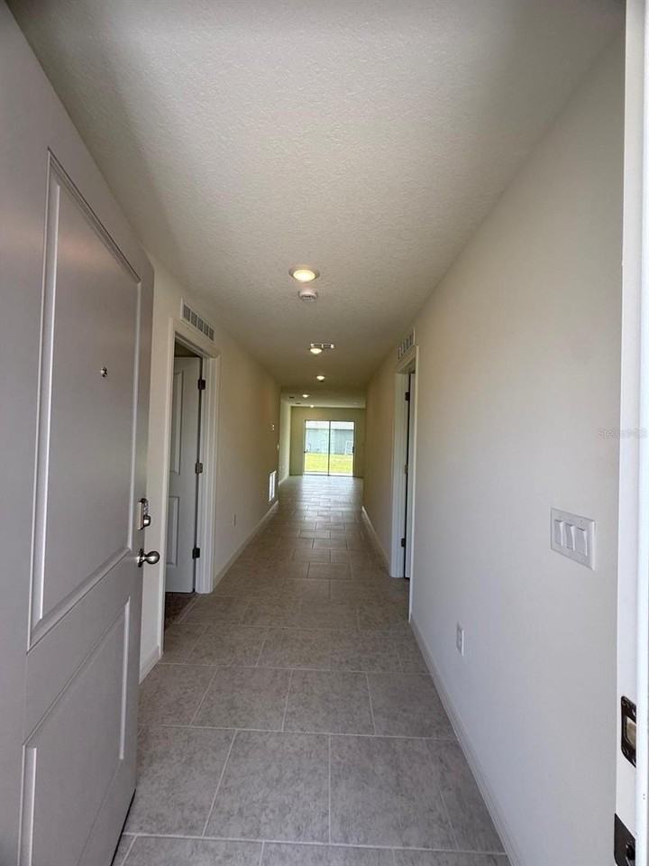 293 Lafleur St Sw - Photo 6 of 17