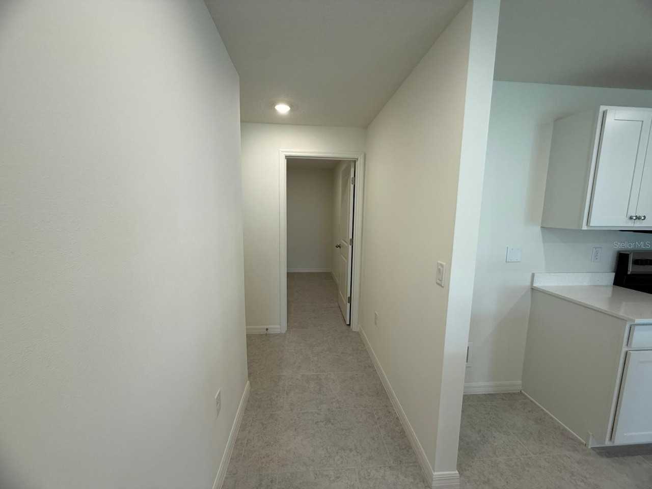293 Lafleur St Sw - Photo 7 of 17