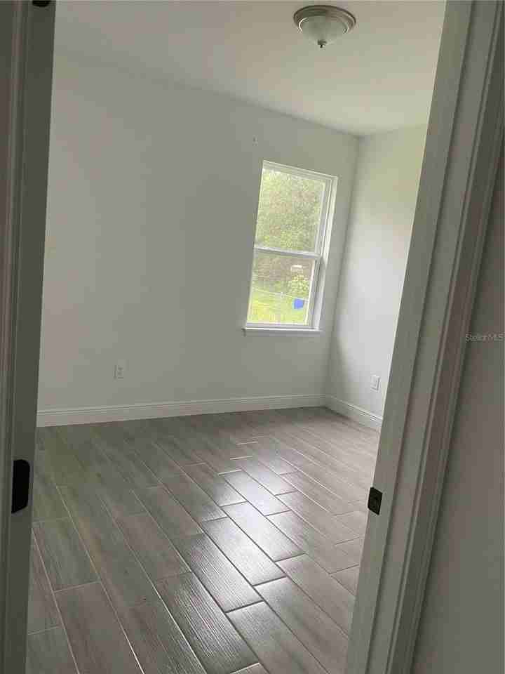 703 Waxwing Ct - Photo 6 of 8