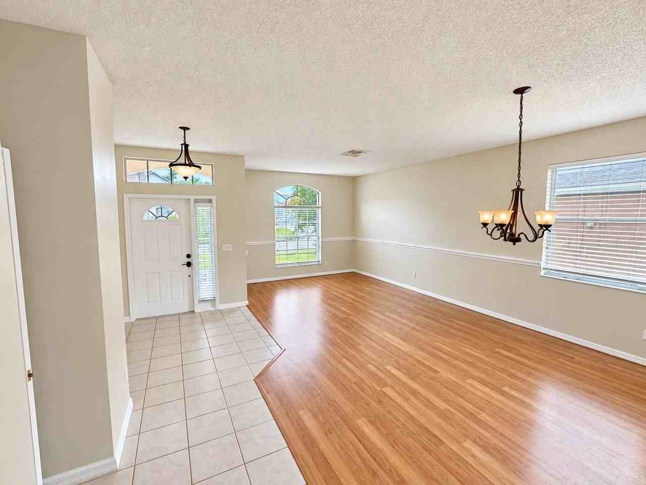 1109 Royal Saint George Dr - Photo 4 of 23