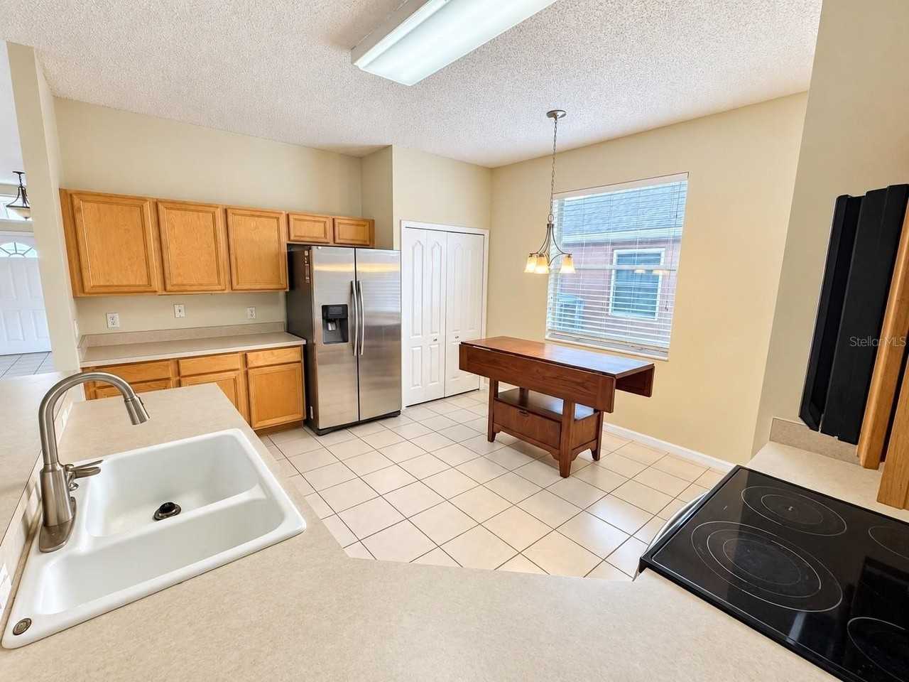 1109 Royal Saint George Dr - Photo 6 of 23
