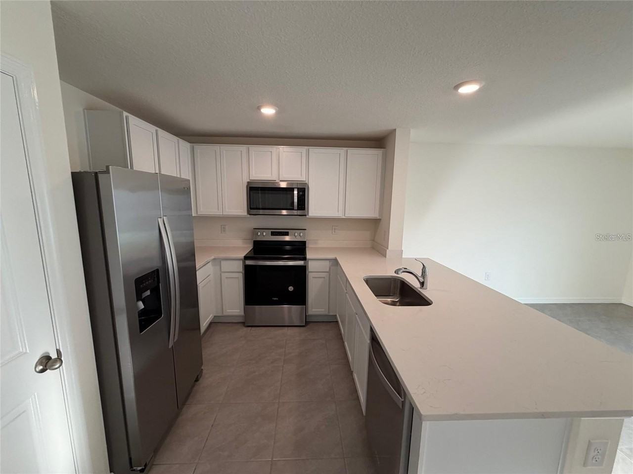 6685 Sw 81st Loop - Photo 4 of 31
