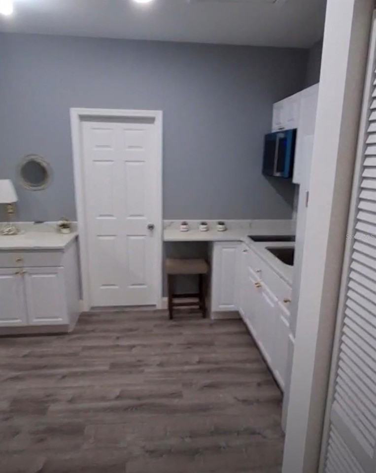 335 Gina Ln - Photo 5 of 19