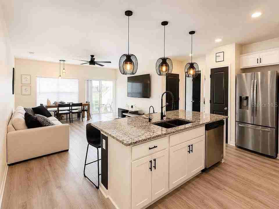 1361 MIRABELLA CR MIRABELLA CR #1361 - Photo 7 of 19