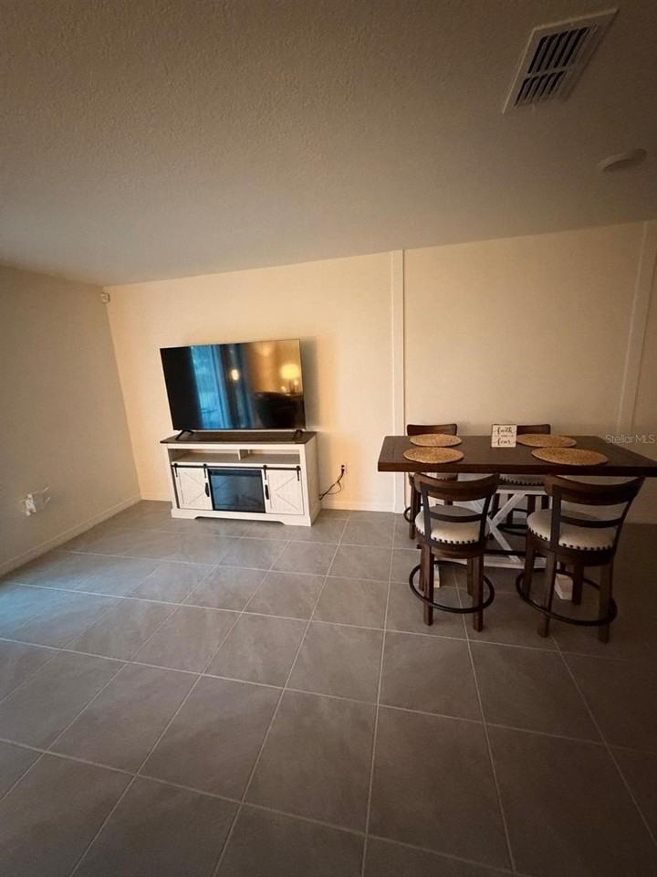 2946 Brie Hammock Bnd - Photo 6 of 20