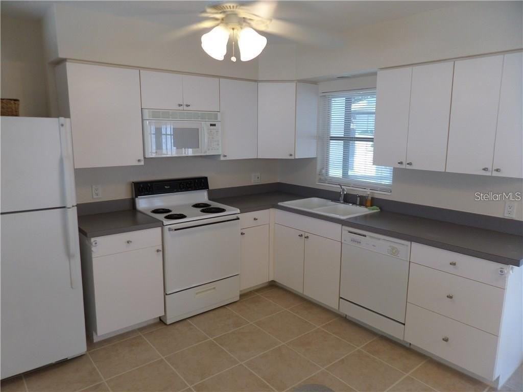 10612 108th St - Photo 5 of 26