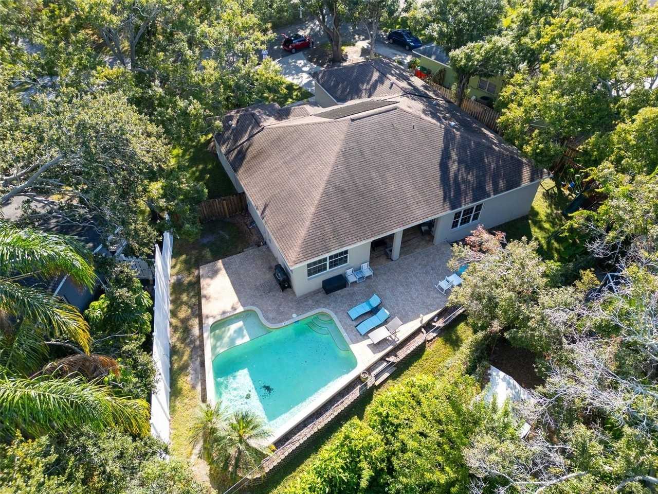 2270 Barbara Dr - Photo 2 of 50