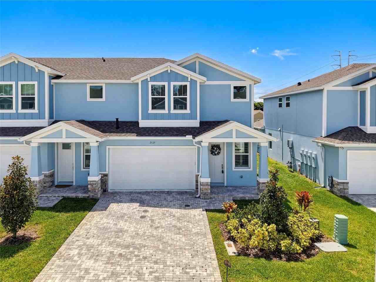 2525 Mario Way - Photo 2 of 50