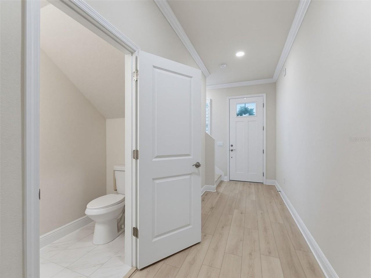 2525 Mario Way - Photo 7 of 50
