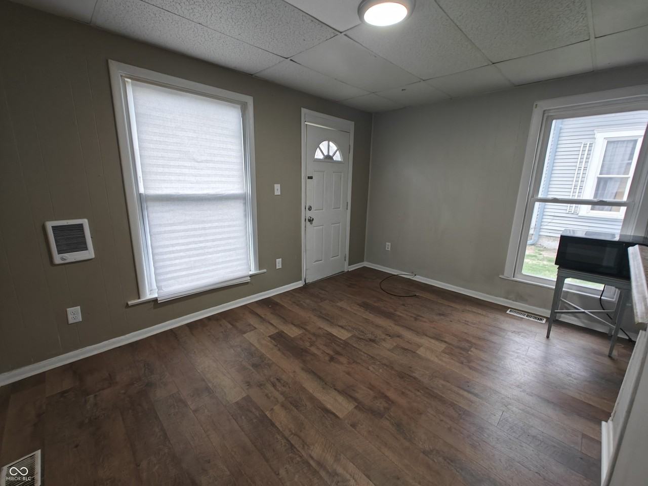 108 W Pennsylvania St #A - Photo 3 of 14