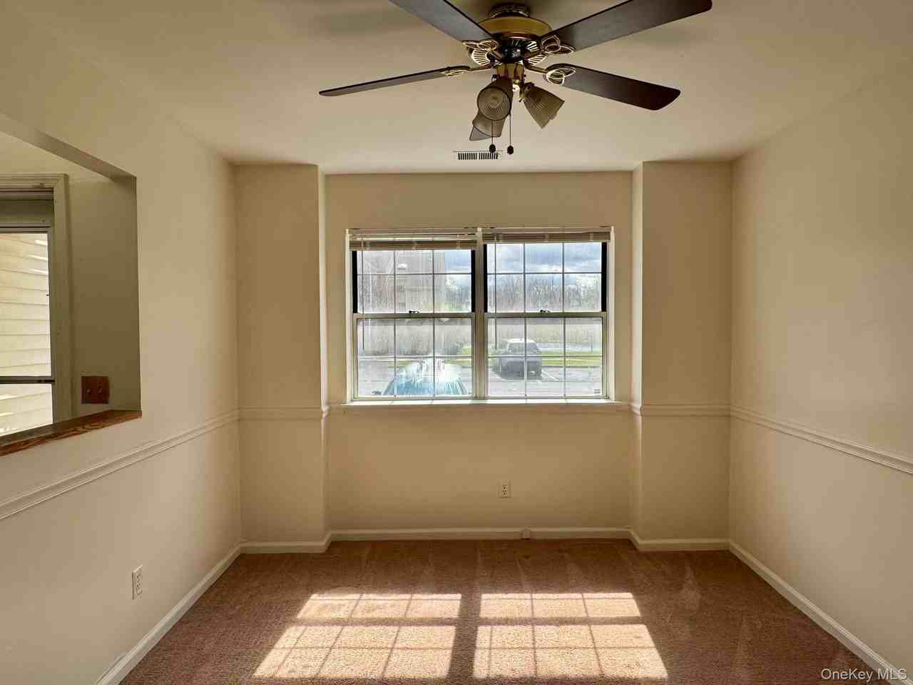 47 Brick Pond Rd - Photo 5 of 30