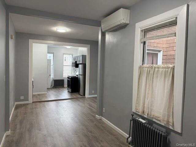 857 Woodward Ave #2R - Photo 4 of 12