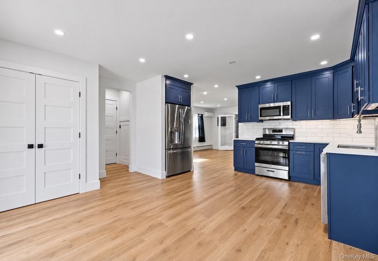 55 Alhambra Rd - Photo 7 of 49
