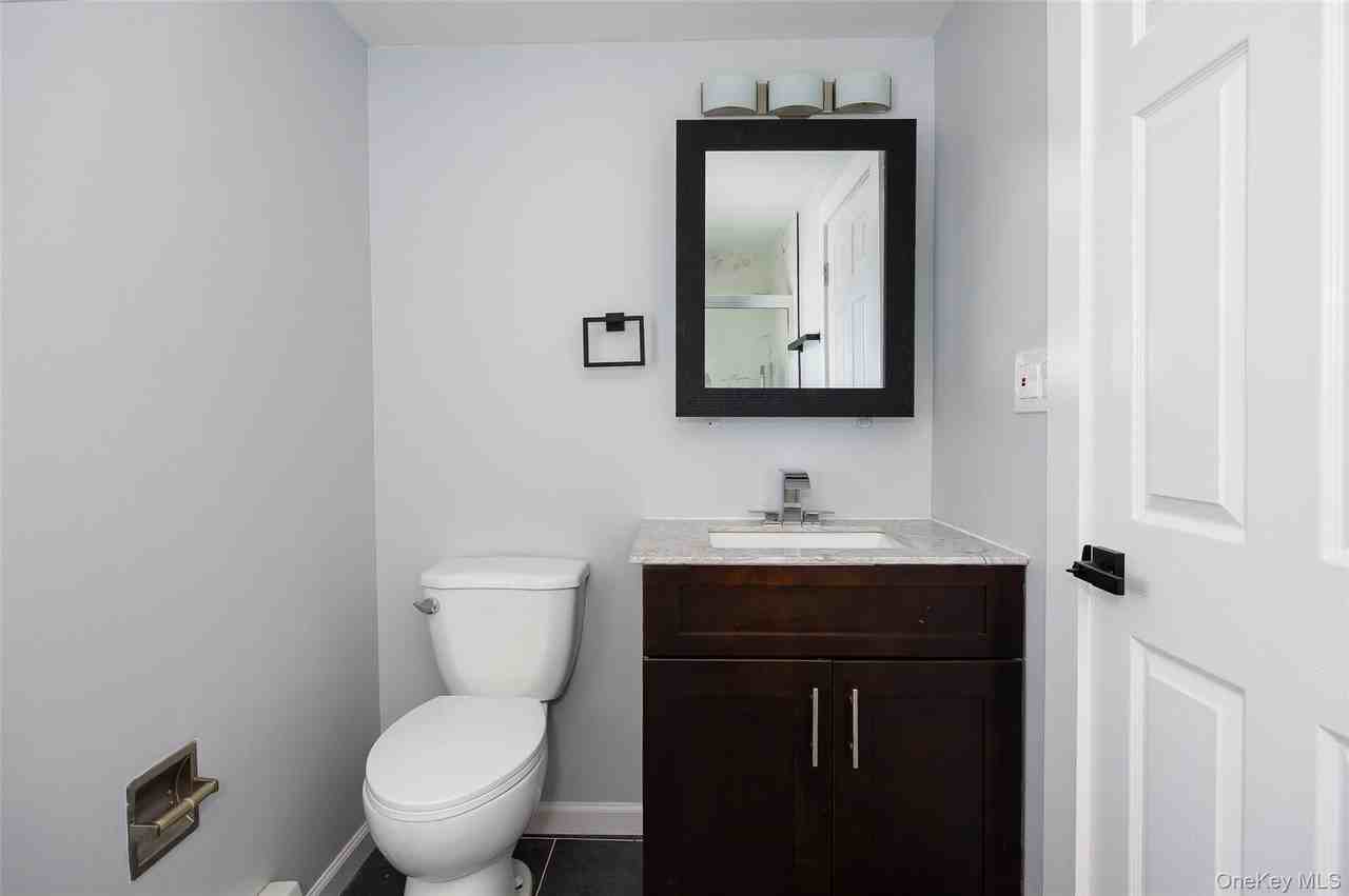 67 S Grand Ave - Photo 6 of 26