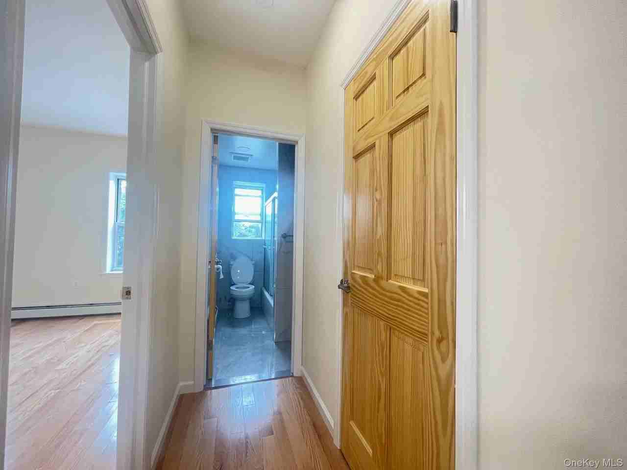 1006 Jericho Tpke #2R - Photo 6 of 7